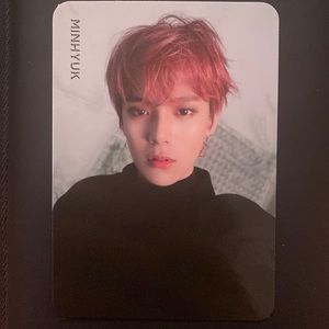 Monsta X photocard